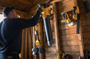 Dewalt Φυσητήρας 18V XR Li-Ion Brushless Aerospike 1 x 5.0Ah (DCMBL562P1)