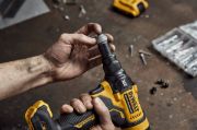 Dewalt Πριτσιναδόρος 18V Xr Solo Li-Ion Tstak χωρίς Μπαταρία & Φορτιστή  (DCF403NT-XJ)