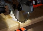 Black & Decker BES702-QS Φαλτσοπρίονο 1500W