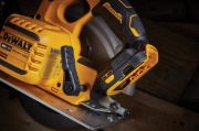 Εικόνα της Dewalt Δισκοπρίονο Χειρός XR 18V Flexvolt 190mm (Solo) DCS573NT-XJ