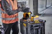 Dewalt Φορτιστής Μπαταριών 54V 12A 550W PowerShift – DCBPSC0550-QW