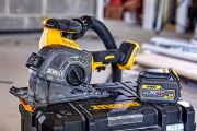 Black & Decker Μηχανή Φινιρίσματος 18V Λιθίου 28cm 1 x 2Ah STC1820PC