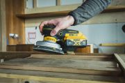 Dewalt Έκκεντρο Τριβείο Μπαταρίας Brushless 18V XR 150mm Solo – DCW230N-XJ