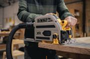 DeWalt Βυθιζόμενο Δισκοπρίονο Brushless 18V XR Φ165mm Solo σε TSTAK – DCS525NT-XJ