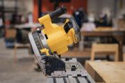 DeWalt Βυθιζόμενο Δισκοπρίονο Brushless 18V XR Φ165mm Solo σε TSTAK – DCS525NT-XJ