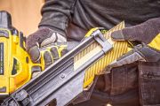 Dewalt Καρφωτικό Σκυροδέματος Brushless 18V για Καρφιά 15°  (Solo) – DCN890N-XJ